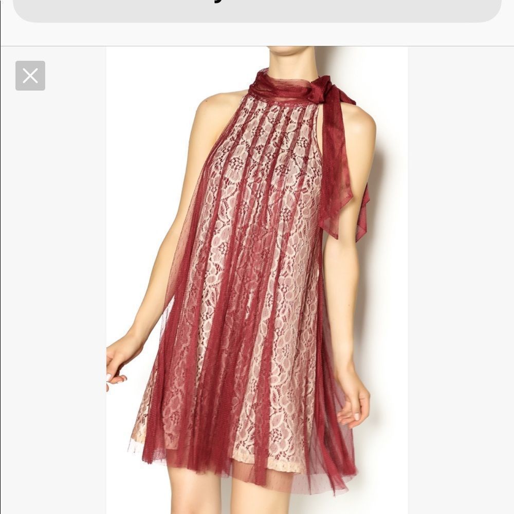 Ladies Ryu Dress - Color is Burgundy and cream